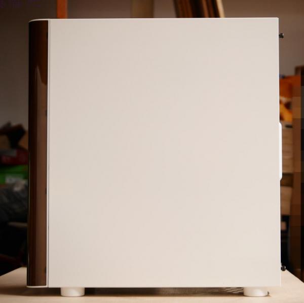 TT挑战者H3机箱联手Smart BX1 RGB 550W 电源倾情演绎RGB光效 TT挑战者H3机箱联手Smart BX1 RGB 550W 电源倾情演绎RGB光效